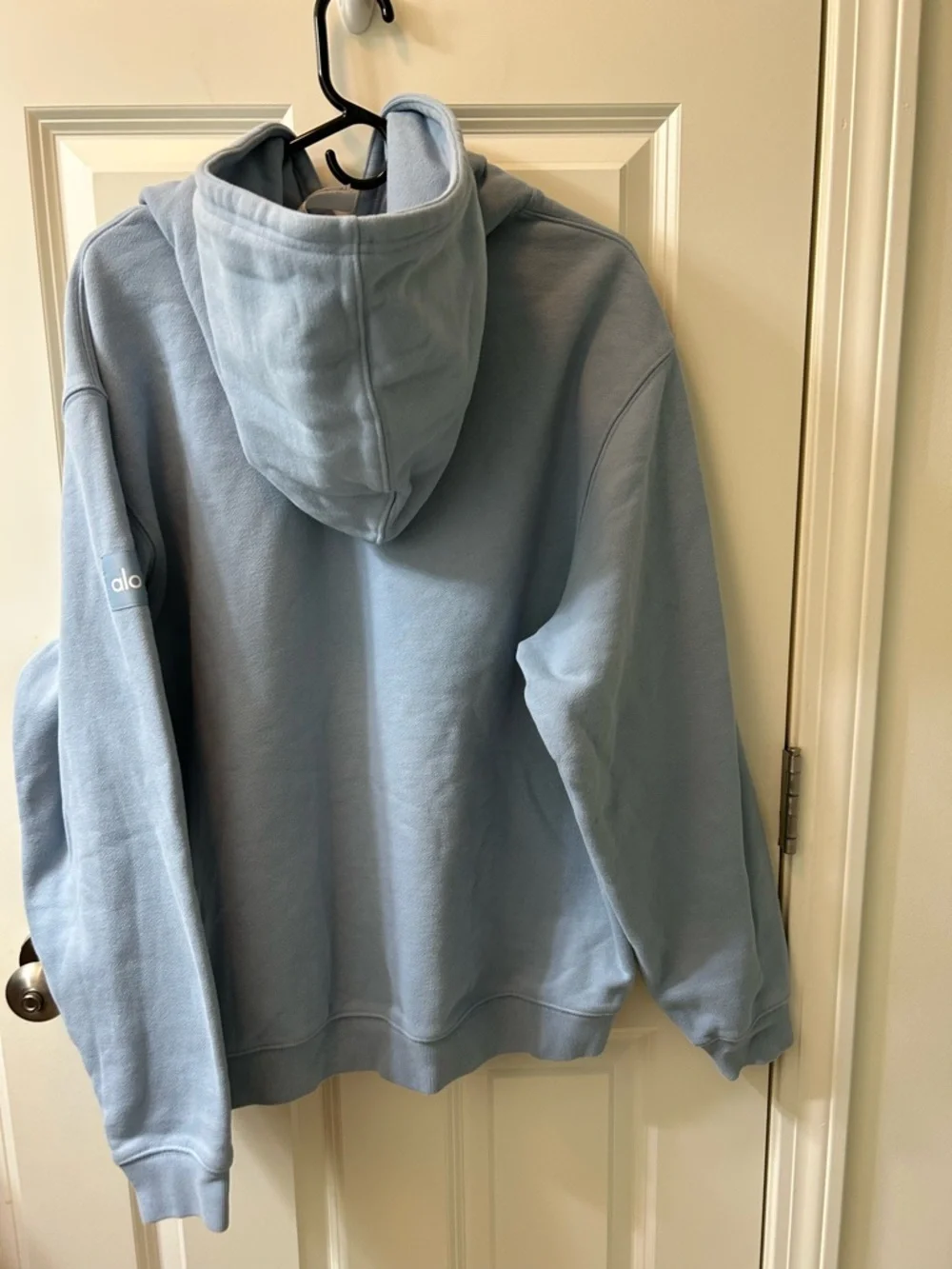 ALO Yoga comfortable pullover